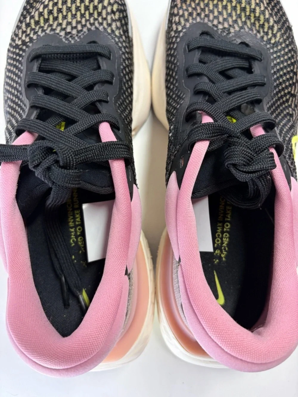 Nike Zoom X Invincible Run Flyknit Volt Pink Athletic Running Shoe Women's US 9